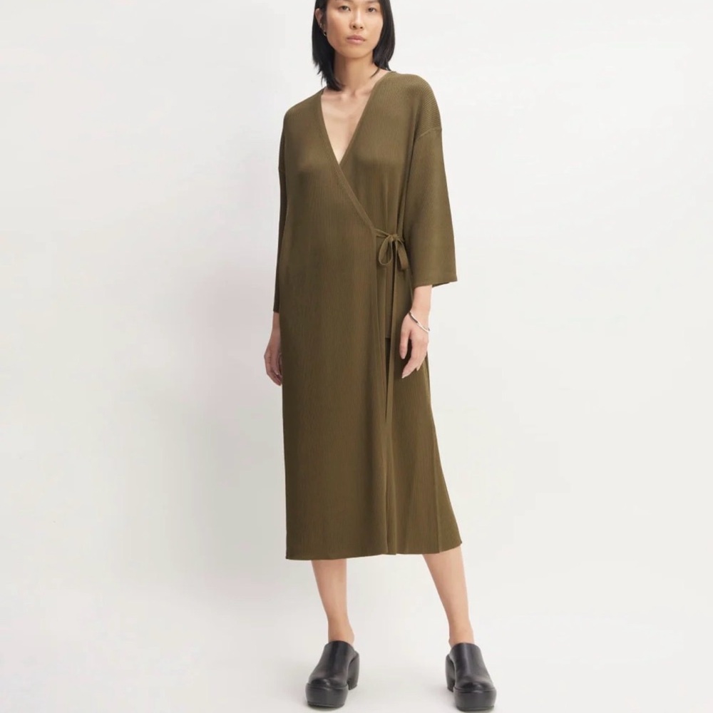 Everlane Green The Ribbed Wrap Midi Dress Half sleeve V-Neck‎ Medium